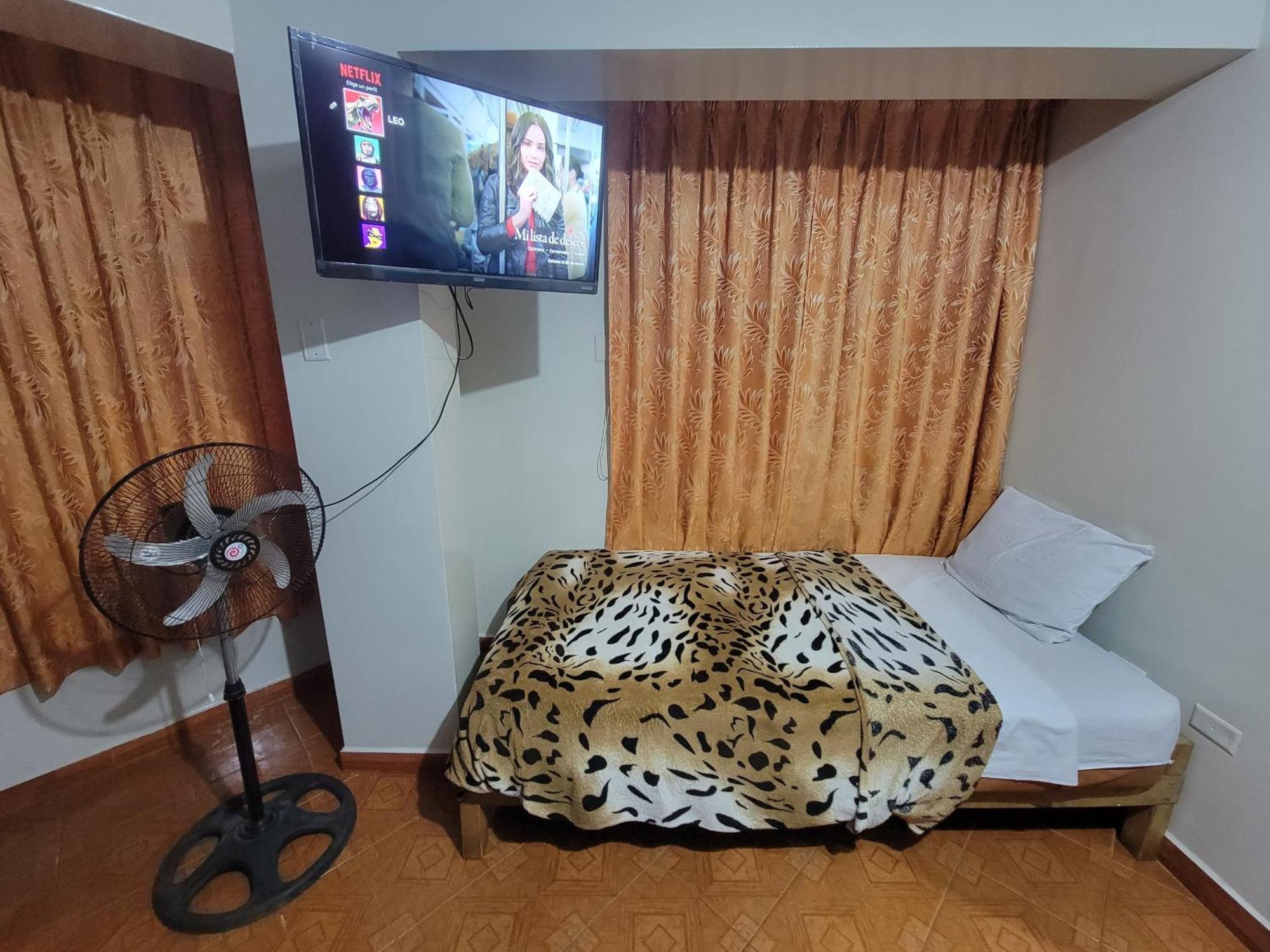 Hotel Leo Lima